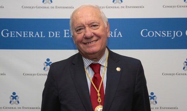 Enfermería felicita la Navidad a los periodistas sanitarios