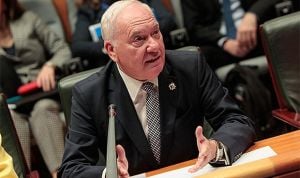 Enfermería legitimará a Farmacia Comunitaria "si se forman como enfermeros"