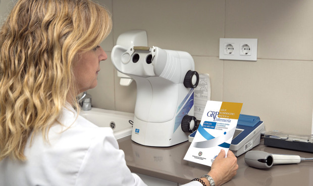 Enfermería presenta una nueva guía para una correcta alimentación infantil