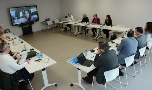 Las enfermeras trabajan para que puedan prescribir medicamentos desde la sanidad privada antes de verano.