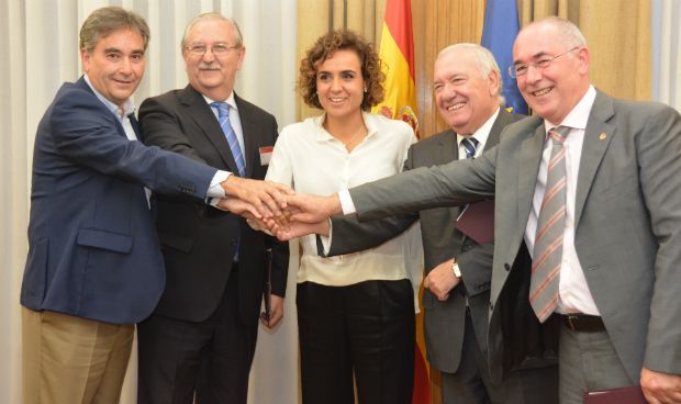 Enfermería tiene cita con Montserrat; los médicos la están 'peinando'