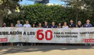 Escrivá recibe 150.000 firmas por la jubilación anticipada en sanidad