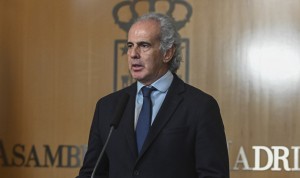 Enrique Ruiz Escudero, consejero de Sanidad de Madrid,  se reúne con los sindicatos para frenar la huelga en hospitales. 