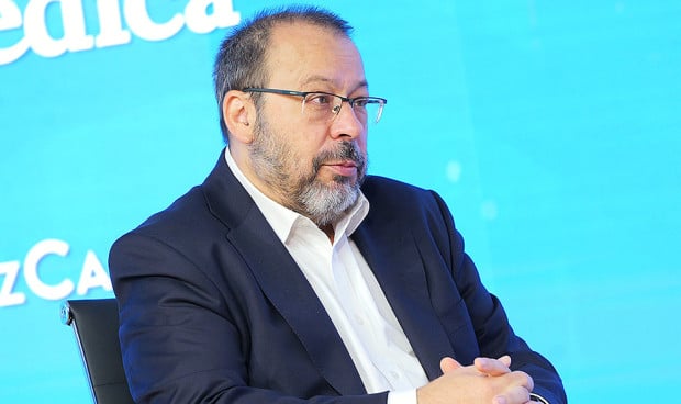 César Hernández, director General de Cartera Común de Servicios del Sistema Nacional de Salud y Farmacia