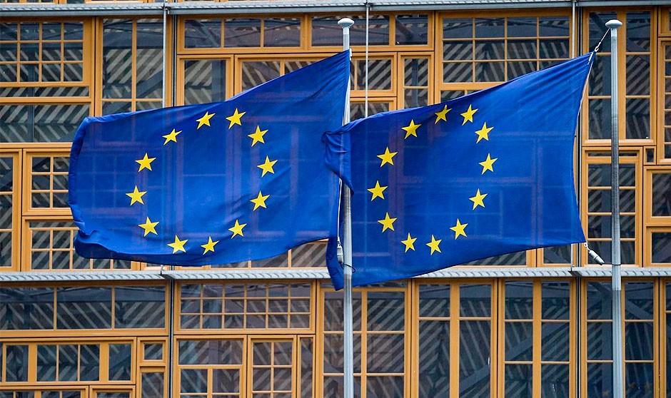 España asume el ajuste de tarifas en la evaluación de fármacos en la UE