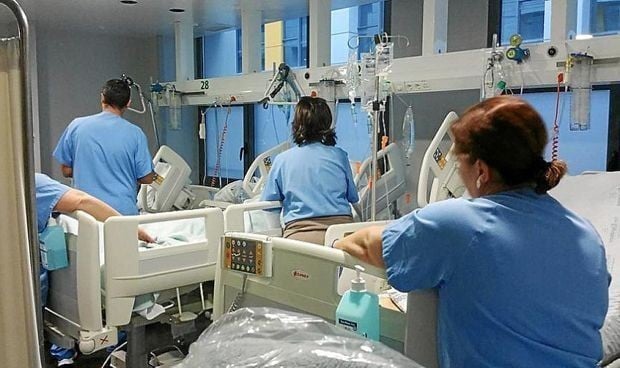 España necesita 110.000 enfermeras más para alcanzar las ratios europeos
