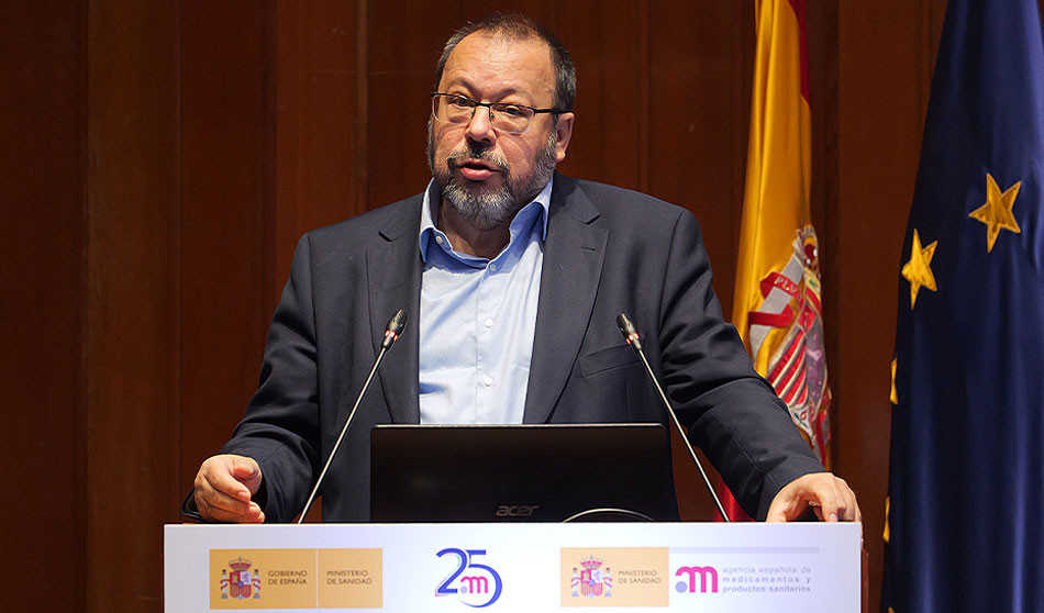 El Partido Popular (PP) preguntó por nuevas medidas sobre los CSUR y el Gobierno ya ha emitido su respuesta y anuncia la creación de una Plataforma para el Paciente