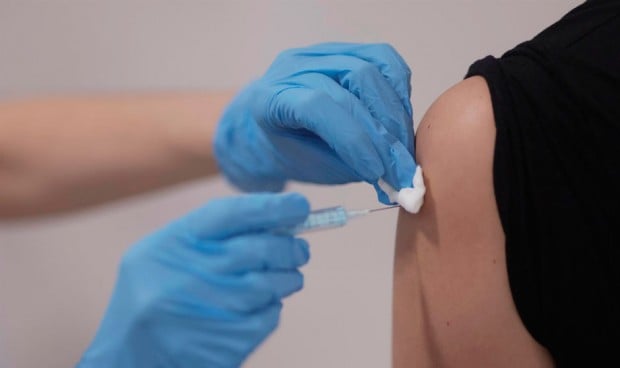 España, "punto fuerte" del ensayo de la vacuna Covid de Pfizer en niños