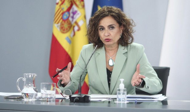 María Jesús Montero anuncia que España reduce su deuda comercial sanitaria un 19% hasta los 2.627 millones.
