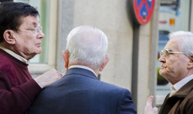 España se hunde en la cronicidad: ya hay 6 personas mayores por cada niño