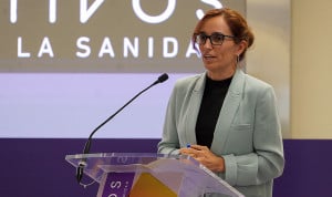 La ministra de Sanidad, Mónica García, que ofrece a España como intermediaria para implantar el Acuerdo de pandemias de la OMS