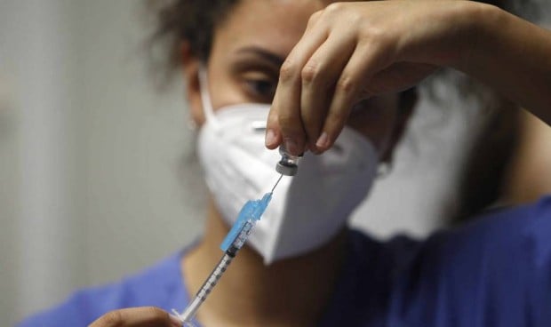 España supera la barrera de los 42 millones de vacunas Covid administradas