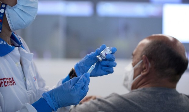 España supera los 10 millones de personas inmunizadas contra el Covid-19