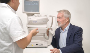 Especialistas señalan la presbicia como paso previo a las cataratas