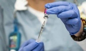 Estados Unidos aprueba la primera vacuna contra el VRS en embarazadas