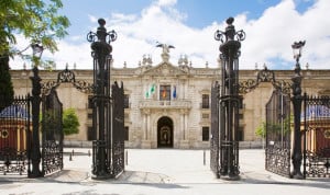 Estudiar Farmacia en Andalucía: Estas son las notas de corte