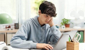 Estudiar Medicina a distancia es factible y "sin pérdida de calidad"
