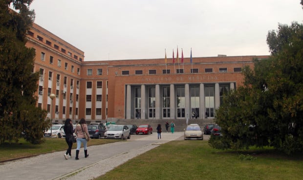 Los chatbots basados en Inteligencia Artificial traspasan las aulas de las facultades de Medicina y con resultados prometedores