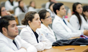 Estudiar Medicina con matrícula barata pero un modelo formativo top mundial