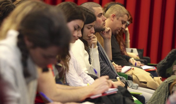 Si hablamos de Medicina, España tiene varias facultades posicionadas entre las 150 mejores del mundo.