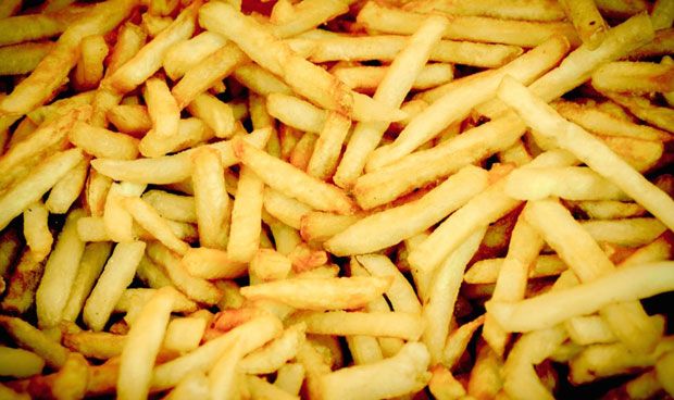 Europa exige patatas fritas menos tostadas para evitar los cancerígenos