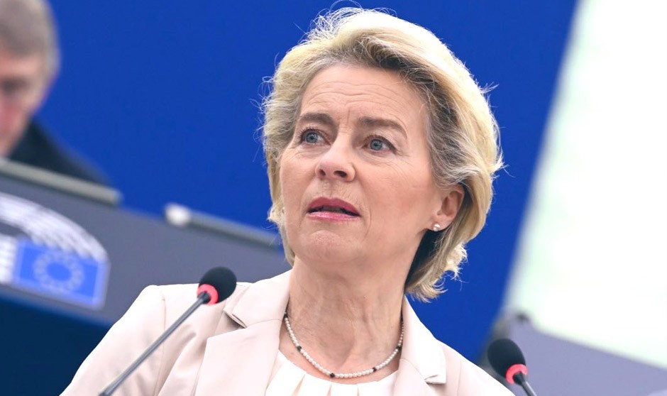 Ómicron dominará en enero Europa, que espera las nuevas vacunas "en abril"