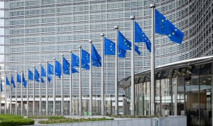 Europa quiere sumar 500 ensayos clínicos multinacionales en 5 años