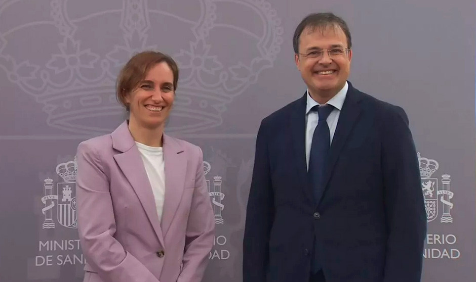 Mónica García y Alberto Martínez, ministra y consejero de Salud de País Vasco, respectivamente