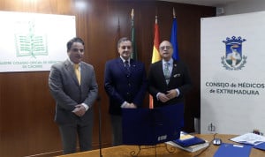 Evelio Robles, presidente del Consejo de Colegios de Médicos de Extremadura