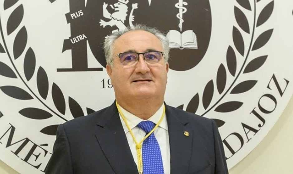 Fallece Luis Fernández de Alarcón, vicepresidente segundo del Colegio Oficial de Médicos de Badajoz.