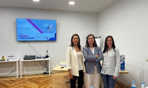   Marisa Gaspar, coordinadora del GPS, Cecilia Martínez, presidenta de SEFH y Seira Climent secretaria del GPS.