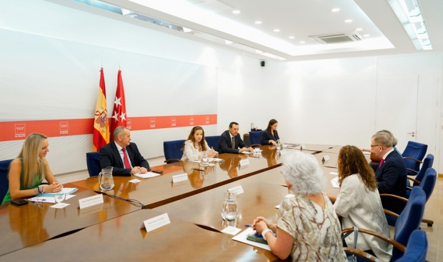 La Comunidad de Madrid mantendrá la colaboración institucional con el Colegio de Enfermería de la región