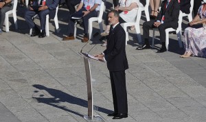 Felipe VI, a los sanitarios: "Entregasteis lo más preciado, la propia vida"