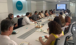 Fenin reúne a 30 sociedades científicas para afianzar sus relaciones éticas y responsables