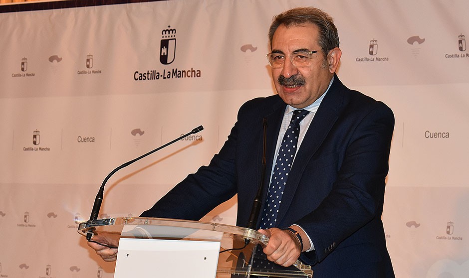  Jesús Fernández Sanz, se mantendrá como consejero de Sanidad de Castilla-La Mancha.