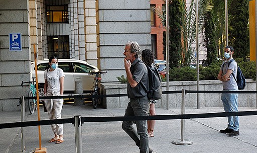 Fernando Simón pasa lista a los nuevos MIR 