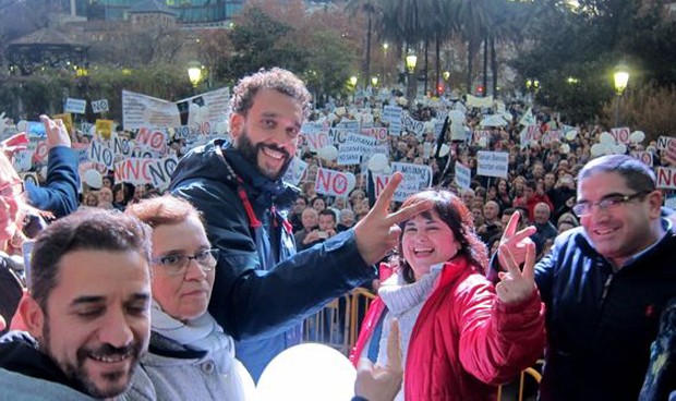 Fusión en Granada: la plataforma da un ultimátum a los sindicatos firmantes