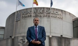 Julio García Comesaña, conselleiro de Sanidade, habla sobre la compatibilidad entre el ejercicio de la pública y la privada de los médicos gallegos
