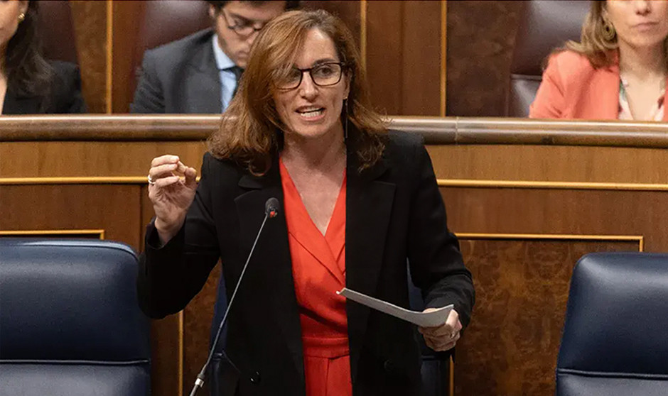  Mónica García, ministra de Sanidad, acentúa la vigilancia de los MIR: "No serán mano de obra barata". 