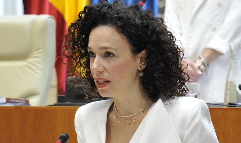  Sara García, consejera de Sanidad extremeña, anuncia cinco nuevos nombramientos.