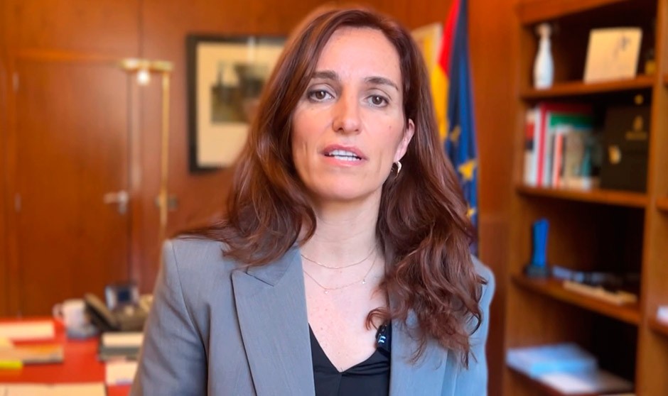  Mónica García, ministra de Sanidad,  pide la "mascarilla siempre a mano".