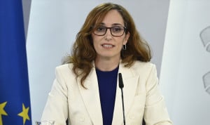 La ministra de Sanidad, Mónica García, que pide a los sindicatos médicos optar por vías alternativas a la huelga