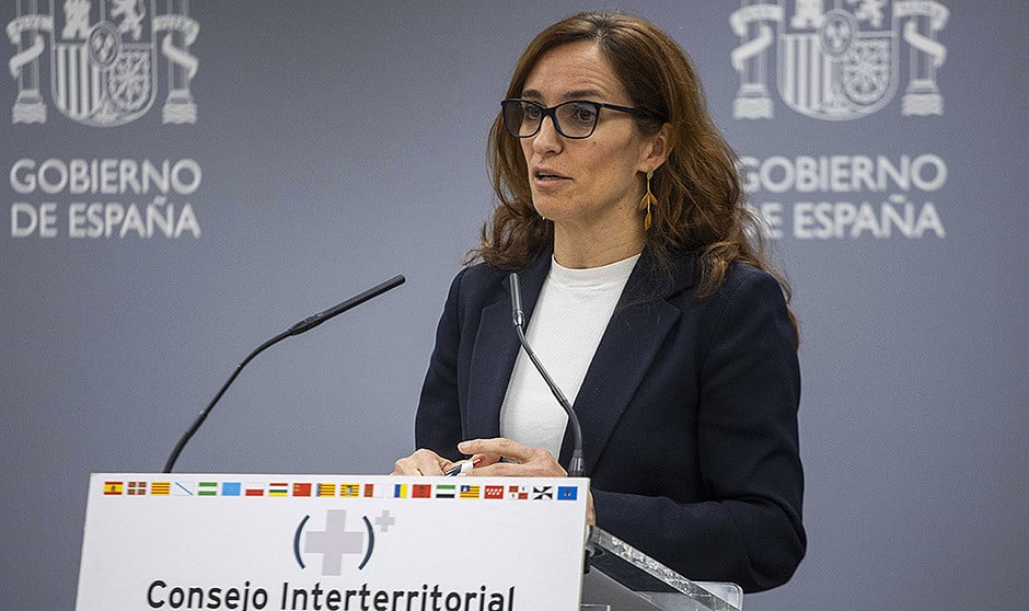 La ministra de Sanidad, Mónica García, dice que se podrá calificar el Estatuto Marco cuando sea definitivo