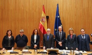 García sitúa el nuevo Estatuto Marco en 2024 contra los "parches" del SNS