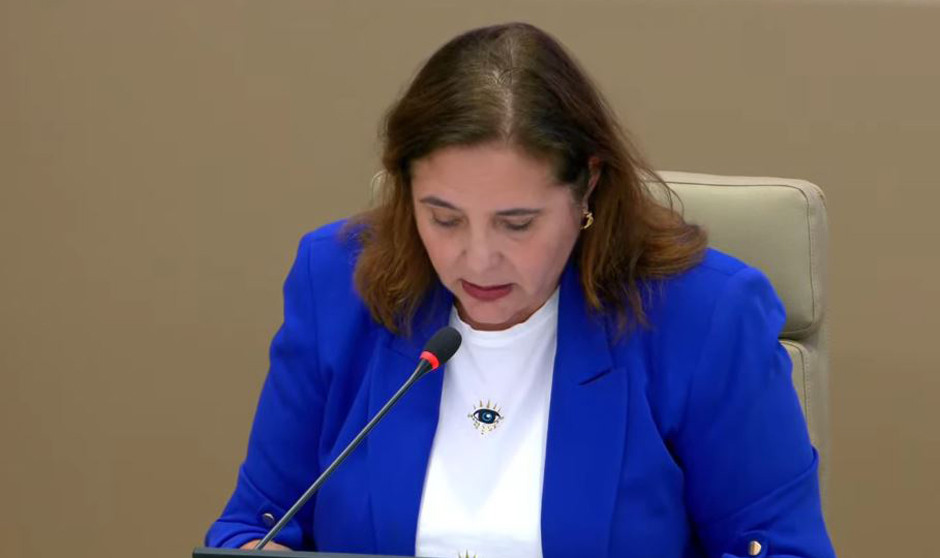 García vuelve a presentar las cuentas "del cambio y blindaje" de la sanidad