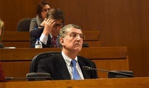 Gobierno y sindicatos aprueban la 'megaOPE' sanitaria de Aragón