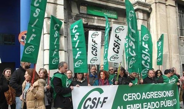 Golpeada "sin mediar palabra", nuevo caso de violencia contra el sanitario