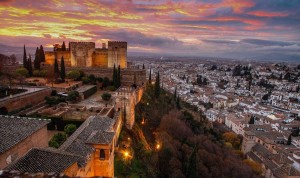 Granada es la mejor ciudad para poder desarrollar una vida privada y profesional tanto para médicos en activo como para jubilados