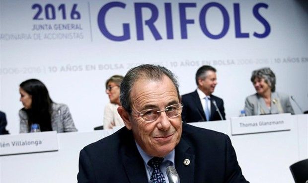 Grifols apunta a una nueva terapia para ralentizar el alzhéimer