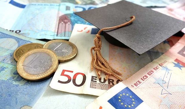 Hasta 27 euros de diferencia por crédito entre CCAA para estudiar Medicina